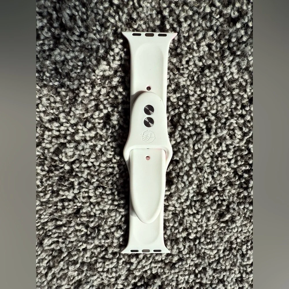 NEW tulip apple watch band ⭐️2 for $35